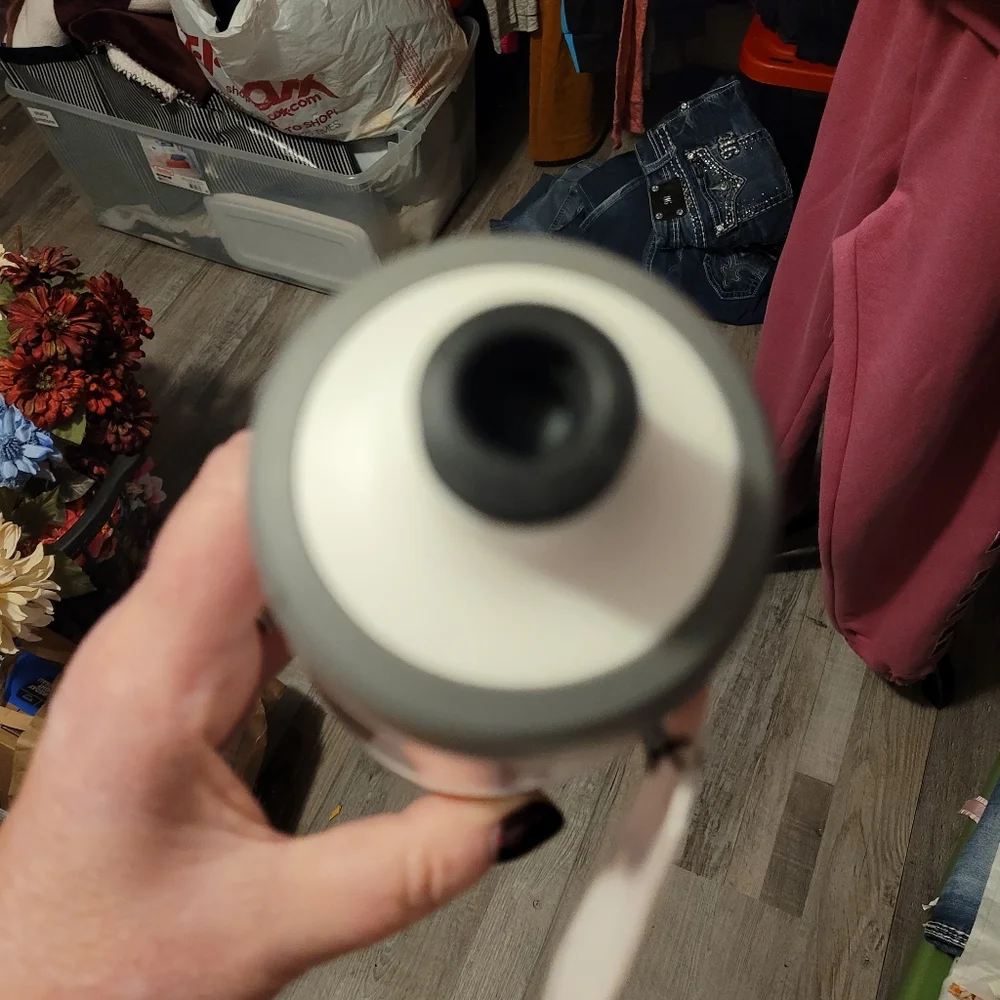 Lululemon purist cycling water bottles,READ FULL POST. - Picture 3 of 6